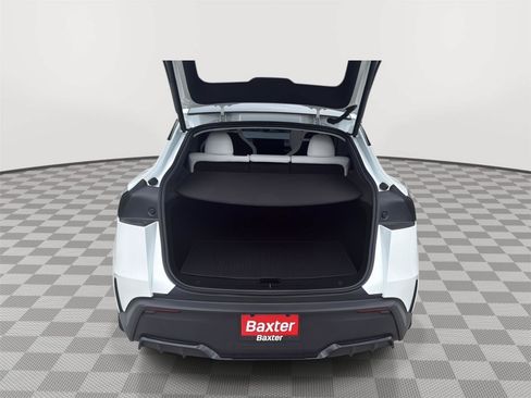 Used 2026 Tesla Model Y Performance AWD/4WD image 11