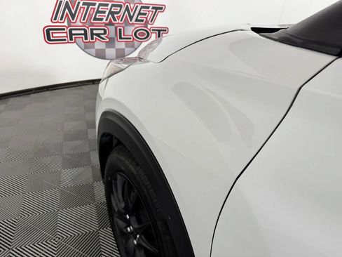 Used 2021 Nissan Kicks S FWD image 23