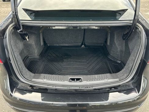 Used 2015 Ford Fiesta SE w/ Equipment Group 201A image 13