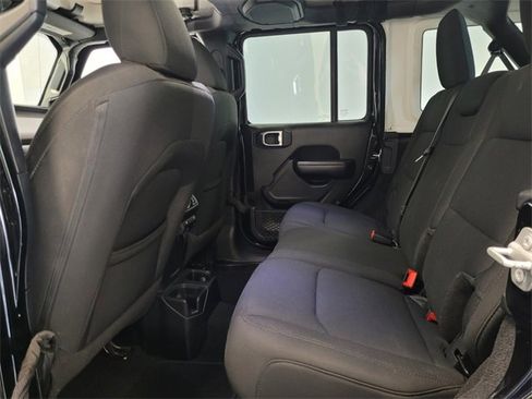 Used 2020 Jeep Wrangler Unlimited Sport S image 11