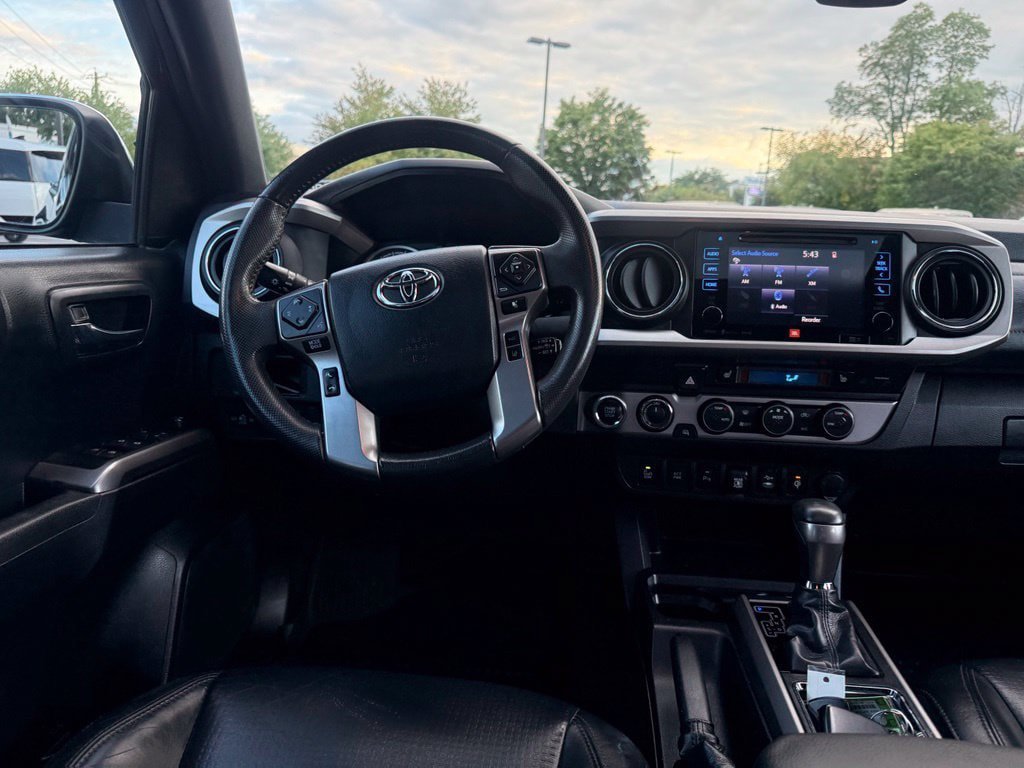 Certified 2019 Toyota Tacoma Limited AWD/4WD image 20
