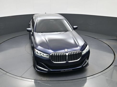 Used 2022 BMW ALPINA B7 xDrive AWD/4WD image 32
