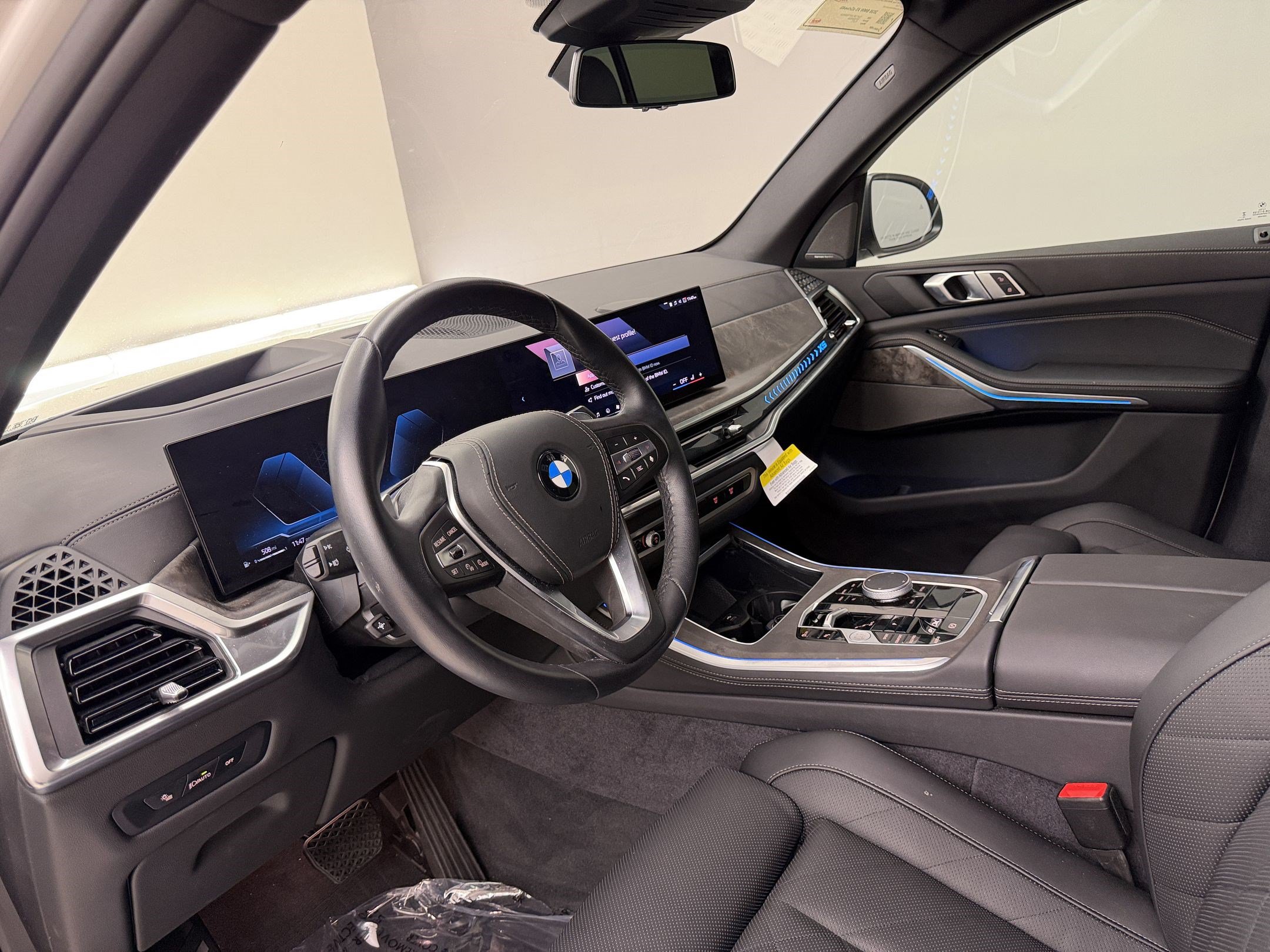 Used 2026 BMW X5 sDrive40i w/ Premium Package RWD image 4