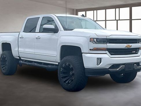 Used 2017 Chevrolet Silverado 1500 LT w/ All Star Edition AWD/4WD image 10