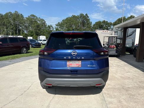 Used 2023 Nissan Rogue SV AWD/4WD image 6