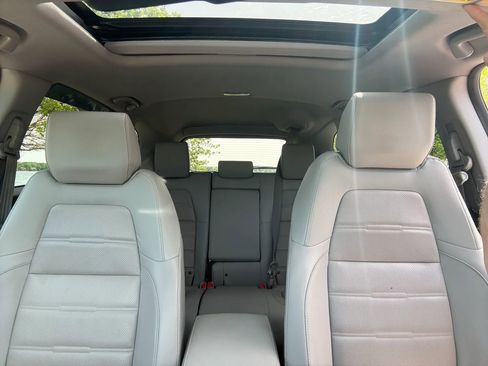 Used 2018 Honda CR-V EX-L image 18