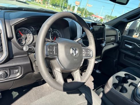 Used 2026 RAM 2500 Big Horn AWD/4WD image 4