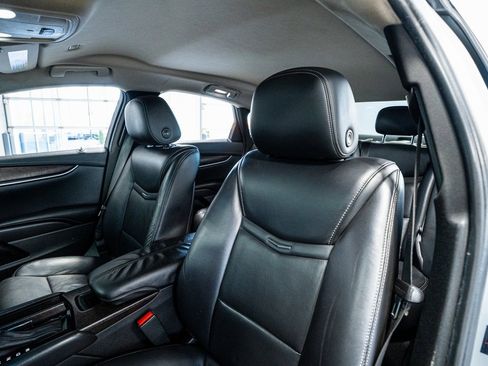 Used 2018 Cadillac XTS Luxury image 37