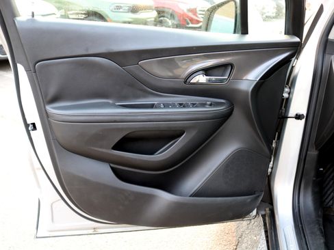 Used 2019 Buick Encore Preferred w/ Safety Package image 12