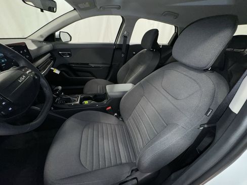 New 2025 Kia K4 EX image 13