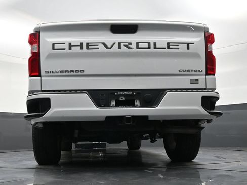 Used 2021 Chevrolet Silverado 1500 Custom w/ Custom Max Trailering Package AWD/4WD image 22