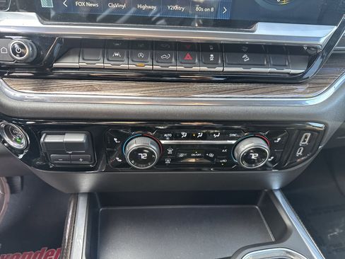 Used 2023 Chevrolet Silverado 1500 RST image 25