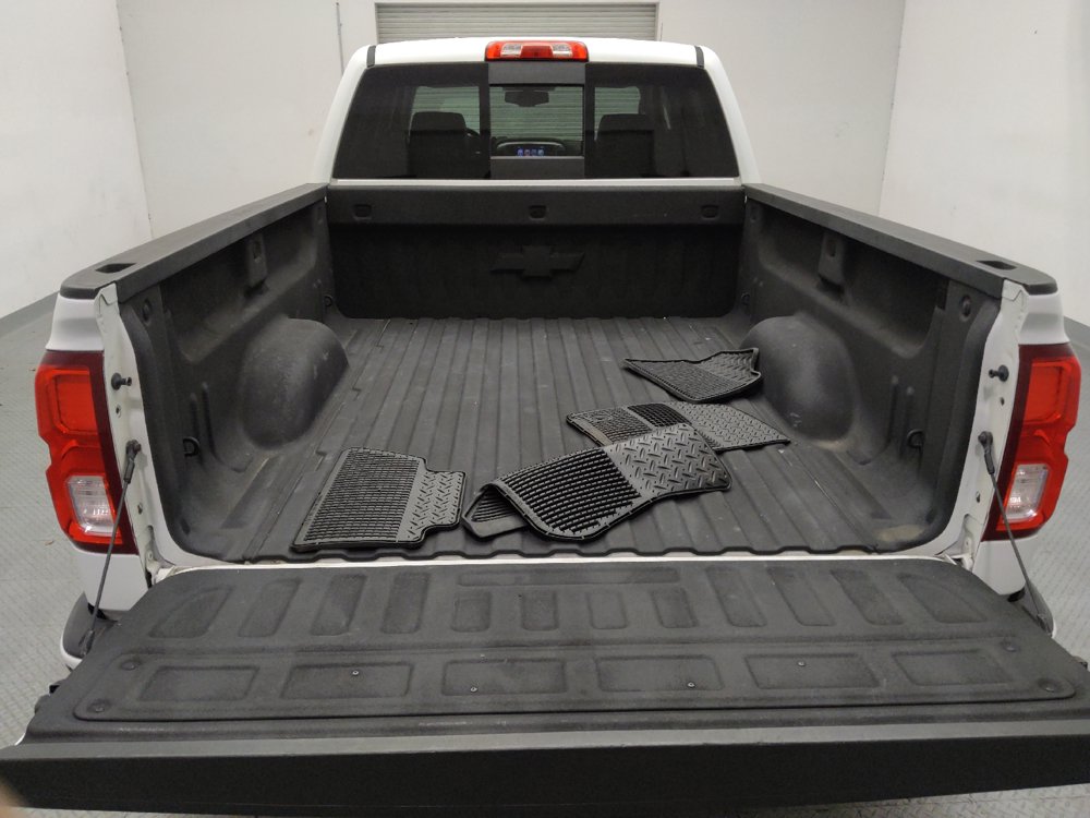Used 2017 Chevrolet Silverado 1500 LTZ Z71 w/ LTZ Plus Package AWD/4WD image 29