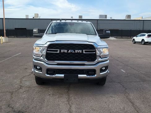 Used 2024 RAM 3500 Big Horn AWD/4WD image 3