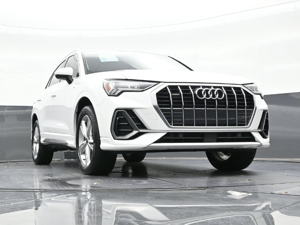 Used 2023 Audi Q3 2.0T Premium AWD/4WD image 29