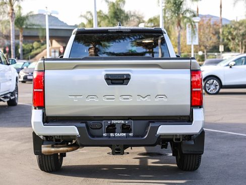 Certified 2025 Toyota Tacoma SR5 image 22