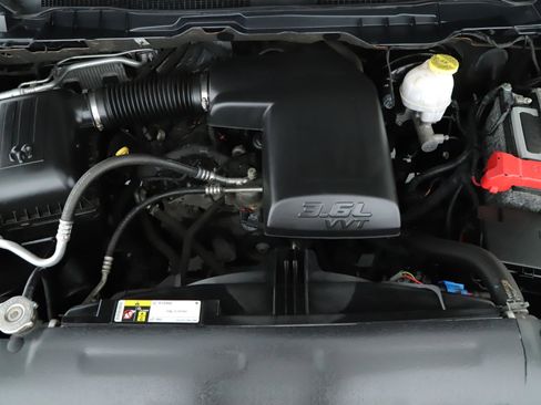 Used 2019 RAM 1500 Express w/ Express Value Package image 17