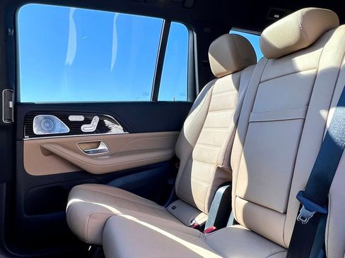 Certified 2024 Mercedes-Benz GLS 580 4MATIC image 19