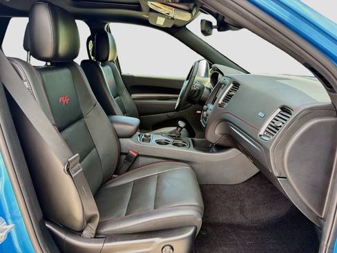 Used 2018 Dodge Durango R/T w/ Technology Group AWD/4WD image 15