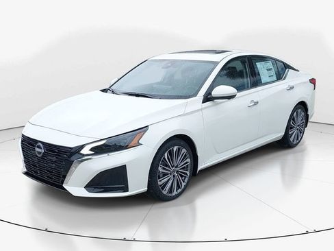 New 2025 Nissan Altima 2.5 SL FWD image 4