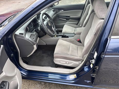 Used 2009 Honda Accord LX-P image 10