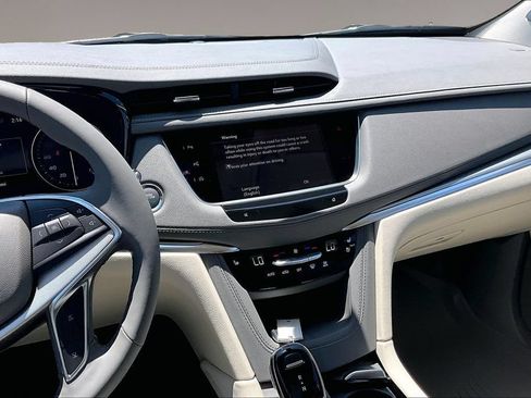 New 2026 Cadillac XT5 Premium Luxury w/ Driver Assist Package FWD image 7