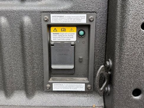 New 2026 Ford F250 Lariat w/ Black Appearance Package image 17