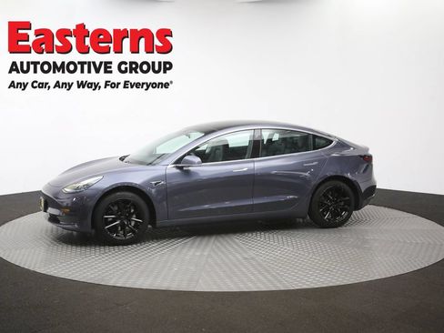 Used 2020 Tesla Model 3 Standard Range Plus RWD image 52