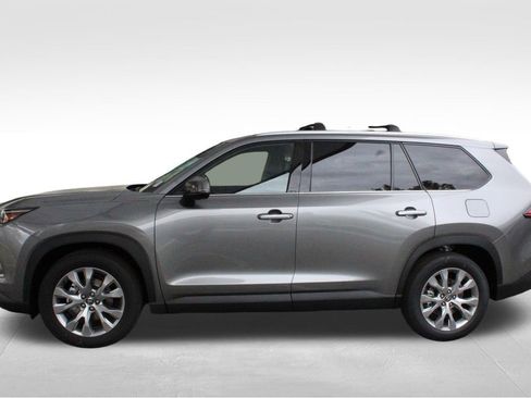 New 2026 Toyota Grand Highlander AWD image 11