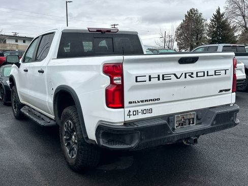Used 2024 Chevrolet Silverado 1500 ZR2 w/ Technology Package image 3