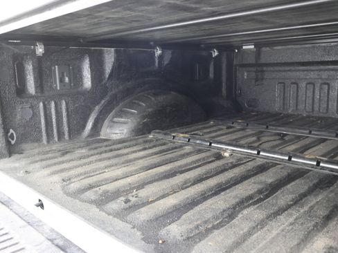 Used 2018 Ford F250 XLT AWD/4WD image 5