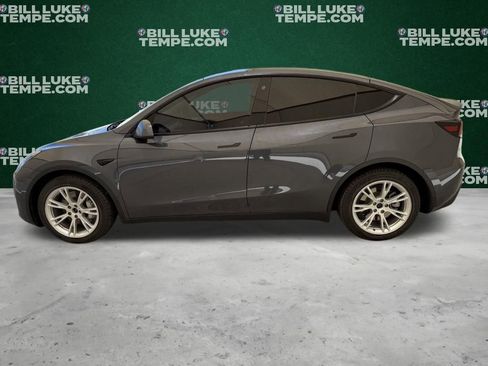 Used 2023 Tesla Model Y Long Range AWD/4WD image 9