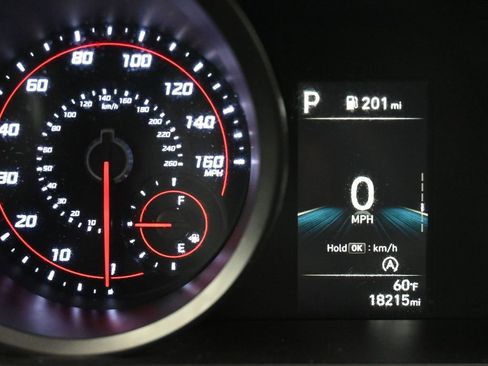 Certified 2023 Hyundai Elantra SE w/ Cargo Package image 16