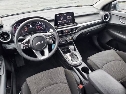 Used 2023 Kia Forte LXS image 22