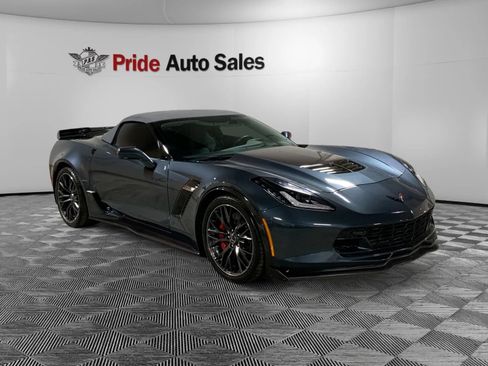 Used 2019 Chevrolet Corvette Z06 RWD image 3