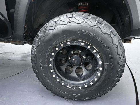 Used 2019 Toyota Tacoma TRD Pro AWD/4WD image 38