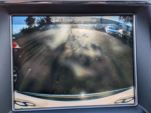 Used 2018 Jeep Grand Cherokee Overland w/ Interior Metal Package image 11