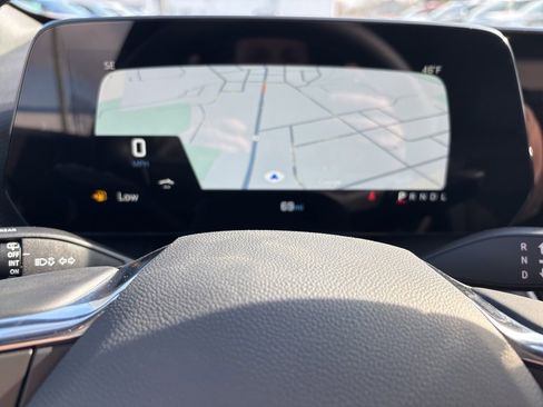 New 2026 Chevrolet Equinox LT image 15