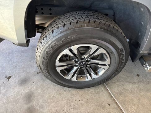 Used 2021 Chevrolet Colorado W/T w/ WT Convenience Package image 46