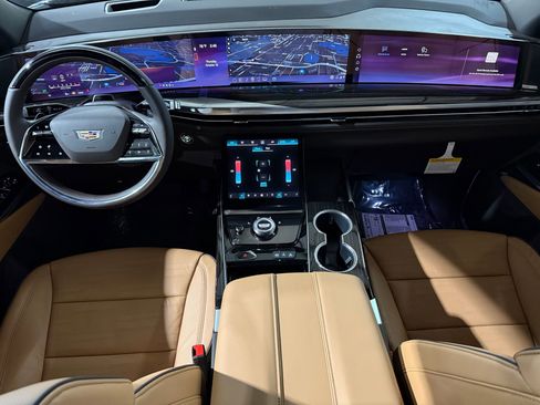 New 2026 Cadillac Escalade ESV Luxury image 13