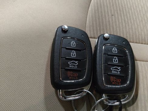 Used 2019 Hyundai Sonata SE w/ Cargo Package FWD image 32