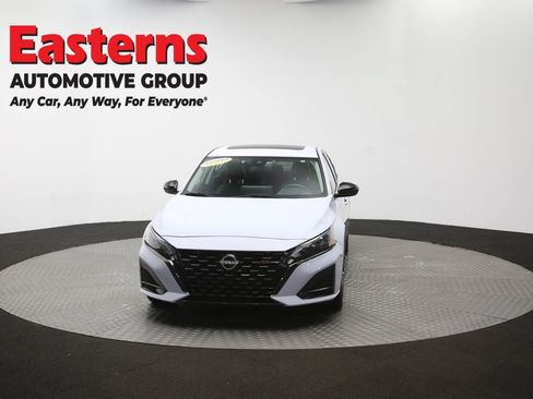 Used 2023 Nissan Altima 2.5 SR w/ SR Premium Package FWD image 54