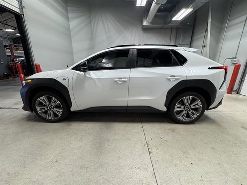 Used 2023 Subaru Solterra AWD image 4