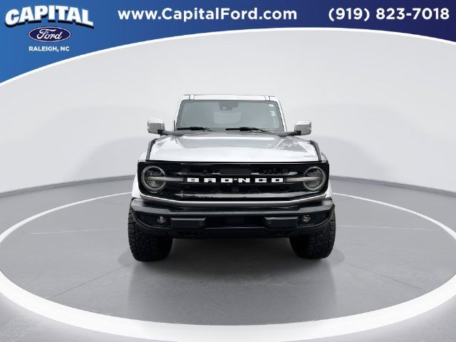 Used 2023 Ford Bronco Outer Banks AWD/4WD image 3