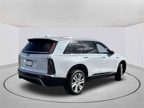 New 2026 Cadillac Vistiq Luxury image 11