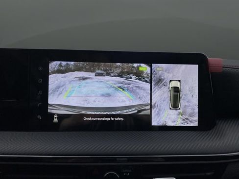 Certified 2025 Nissan Kicks SR image 8