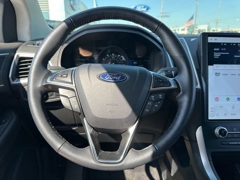 Used 2024 Ford Edge SEL image 21