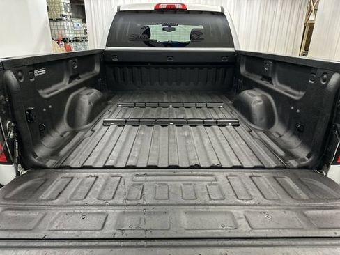 Used 2019 GMC Sierra 3500 SLT w/ Duramax Plus Package AWD/4WD image 23