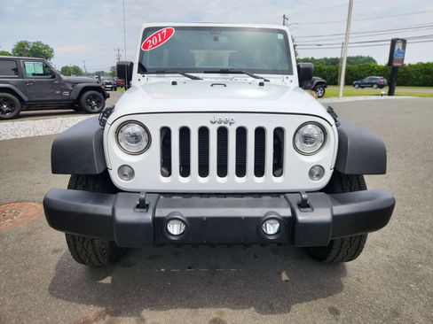 Used 2017 Jeep Wrangler Unlimited Sport w/ Quick Order Package 24S AWD/4WD image 22