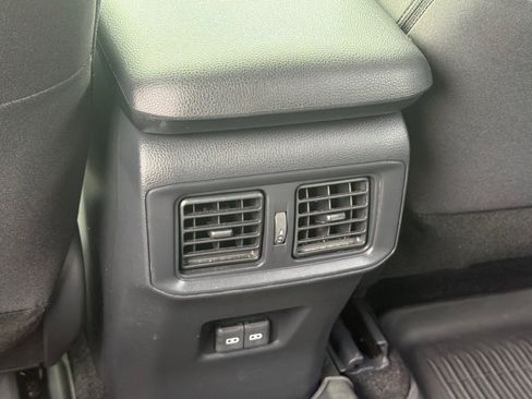Used 2023 Toyota RAV4 SE w/ Convenience Package AWD/4WD image 16